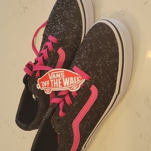 NWT Vans Old Skool